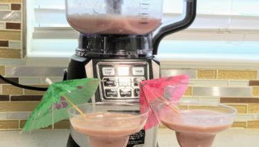 Family, Couples Retreat near Airport, Cruise Port & Beaches - Photo 2