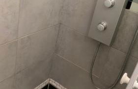 Le Suffren, studio classé ventilé ,wifi, à 100 m de la plage - Foto 14