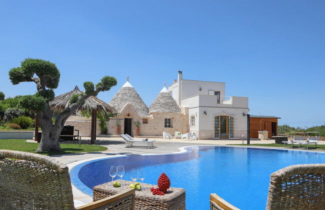 TD Trulli Bruco Large Pool for Family Fun - Foto 1