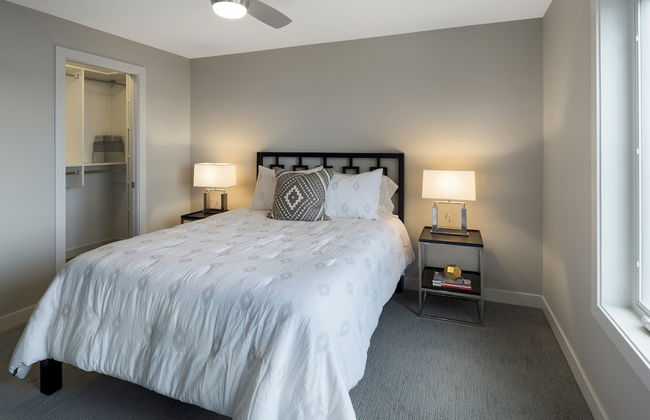 Lakefront Luxury - Foto 7