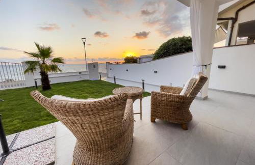 Villa Marisa - Villa di Lusso Fronte Spiaggia - Foto 32