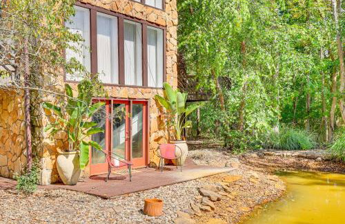 Walk to School House Winery Home with Deck! - Foto 2