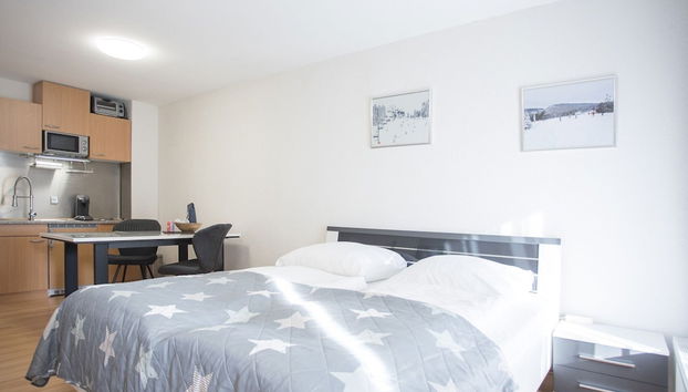 Welcome in - Studio 4-3 met terras, aan de skipiste en bikepark - Foto 3, Habitación