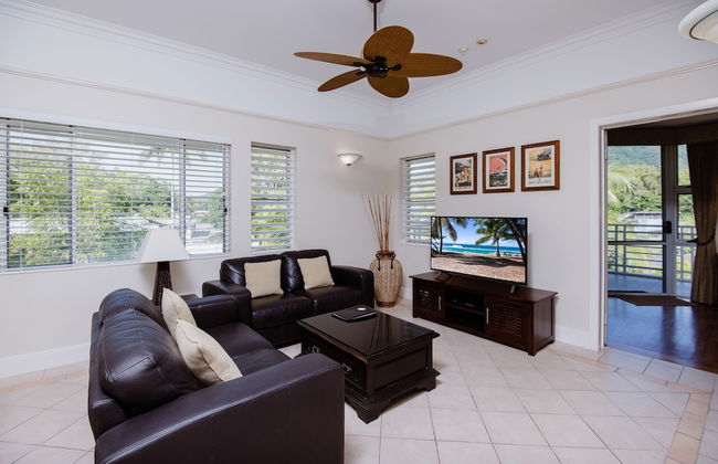 Villa Beach Palm Cove - Photo 47