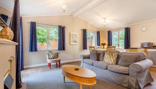 Churchill Lodge - Photo 3