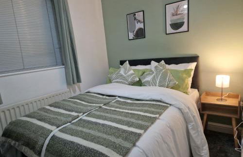 Superb & Beautiful Stourport Home with 7 Beds by PureStay - Foto 9