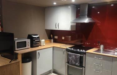 THE MOORINGS - Photo 6