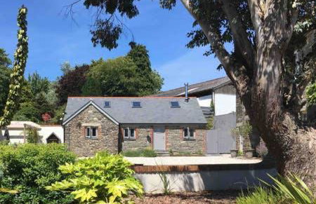 Gilliflower 1 bedroom cottage at Trethwale Barns Holiday Home - Photo 1