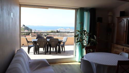 Estaque Cozy nest with a magical view of the sea - Foto 2