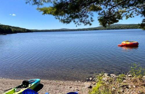 Lakefront Cottage on Brewer Lake - Foto 55