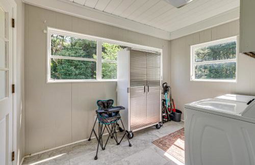 1 Mi to Downtown Greer: Family Home w/ Gazebo! - Photo 17