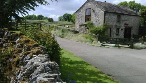 Old Coach House - Photo 1