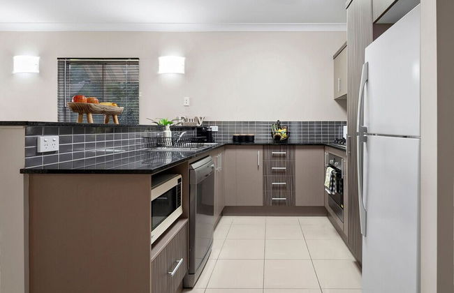 Lux Cairns - 9 Pools BBQ and Gym - Foto 7