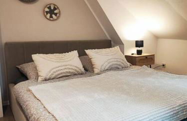 Stylische Altstadtwohnung - Netflix - Smart TV - Schlafsofa für 3 Personen - Foto 8