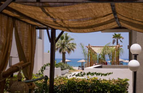 Chrispa's House Beachfront Bliss & Stunning Views - Foto 2