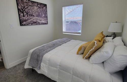 Cozy Cottage near USU - Photo 11