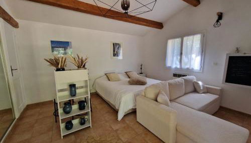 logement entier en pleine nature avec jardin terrasse tennis pétanque piscine - Foto 4