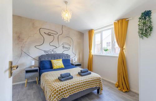 Open Mind Property - HotTUB, 4 Beds & 2 Free Parking - Foto 7