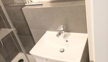 28R, Deluxe Studio-Apartments - Foto 3, Shower