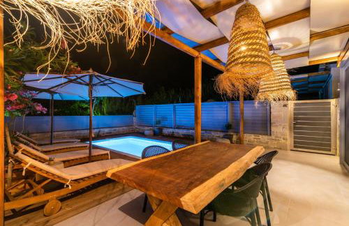 The Cave Villa - Photo 19