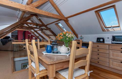 Lighthouse Watch - Photo 11