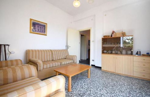 Stunning Apartment In Pietra Ligure - Foto 10