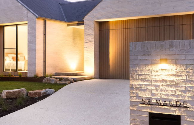 Maude Luxe Resort Style Amenities - Foto 25