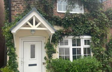 Cosy Cottage Central Bawtry - 2 Bedroom - High End Furnishings - Foto 1