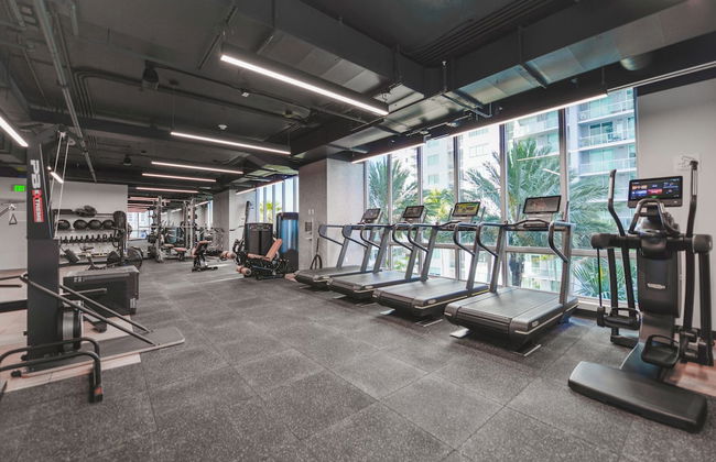 Condo in the Heart of Downtown Miami - Photo 25