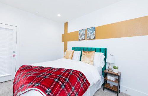 Cozy and Chic 3BR Retreat in Downtown Houston - Foto 22