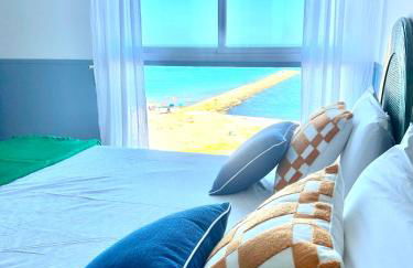 New ! beachfront apartment, swimming pool and sports facilities - Photo 10