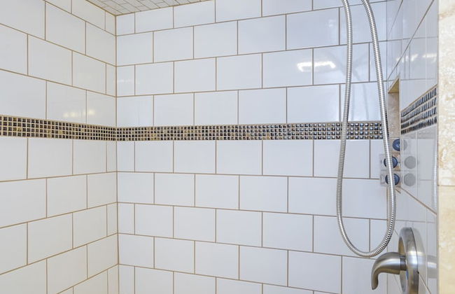 Grand Dream Vacation Home in Nashville 7+ beds! - Photo 32