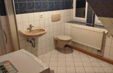 Functional & Comfortable Apartment in Chemnitz - Foto 9