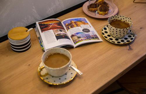 Home Abroad - Foto 36