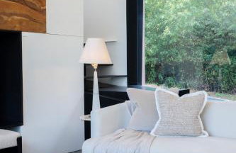 Pass the Keys Bond-villain Style Home with Panoramic Views - Foto 12