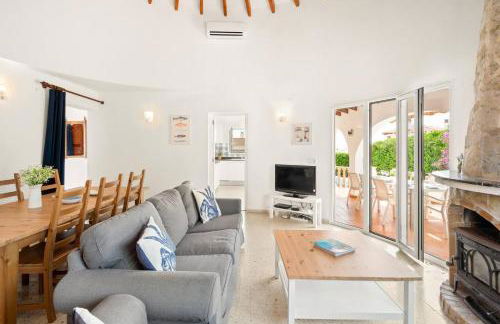 Casa Kintore A beautiful family friendly villa situated in the heart of S’Algar - Foto 5