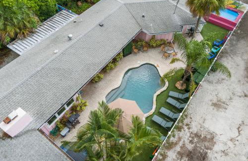 Modern Bright Escape Mins Beach, Pool, Hot Tub - Foto 26