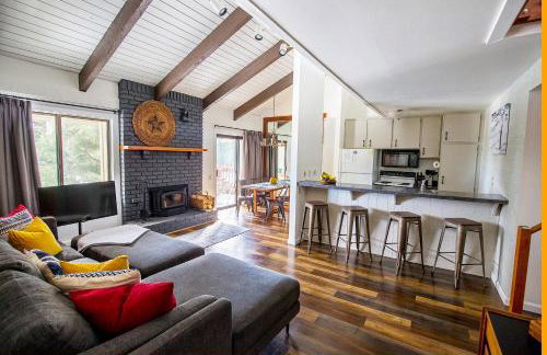 The Mammoth House - Photo 36