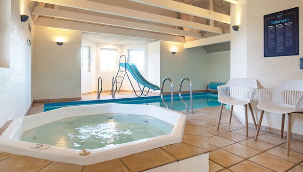 10 Person Holiday Home in Blavand - Foto 5, Tratamientos de spa