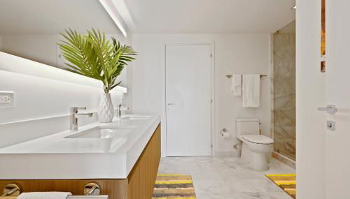 Tiffany Sage - Rooftop Pool, Gym, & Walk to Beach - Foto 4