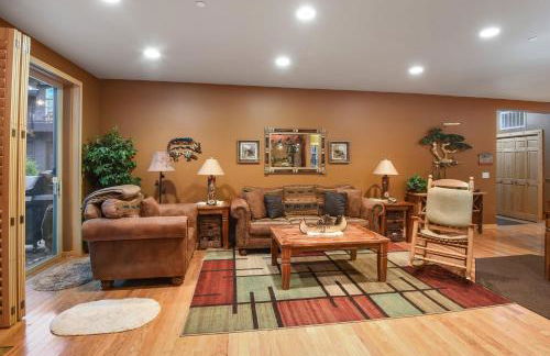 Crystal Charm Amazing 3 BDR Condo Close to Beaches, Casinos, & Skiing! - Foto 15