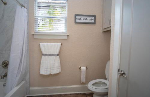 Brand NEW Large Impressive House Near Downtown! - Foto 54