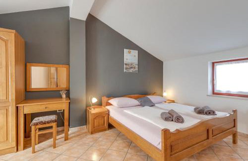 Apartment Nini with Balcony - Foto 12