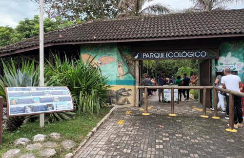 Casa de praia com piscina, para 15 pessoas, com 5 vagas de garagem - Foto 19
