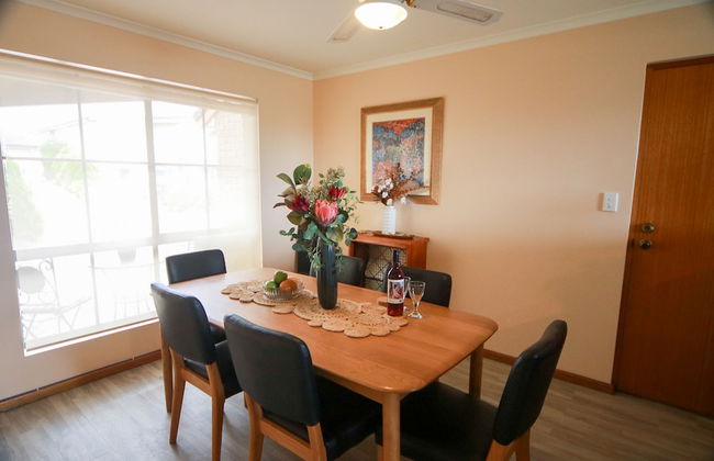 Encounter Bay Family Retreat Pets Welcome - Photo 3