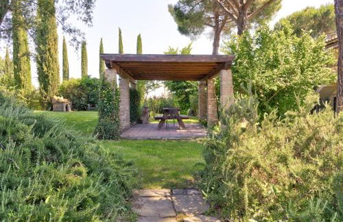 Farmhouse in Marsciano with vineyards olive groves - Foto 3