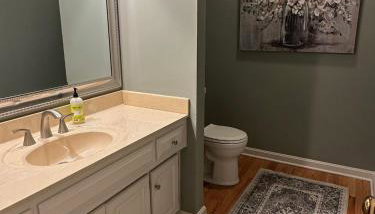 World Cup Ready - Spacious 5-Bedroom Home with Pool, Hot Tub, and Outdoor TV - Foto 4