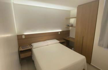 Apê reformado na quadra da praia - Foto 3