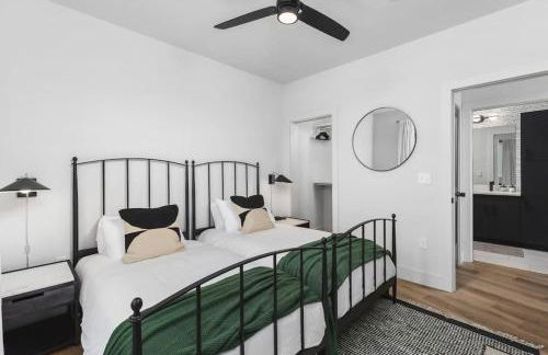 Premium Condo with Huge Patio near Vanderbilt & Downtown - Foto 24