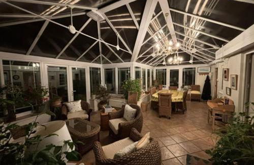 Spacious 4 bed family home near coast - Foto 22